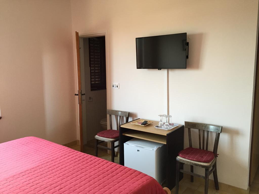 Guest House Punta Grzan Петркане Стая снимка