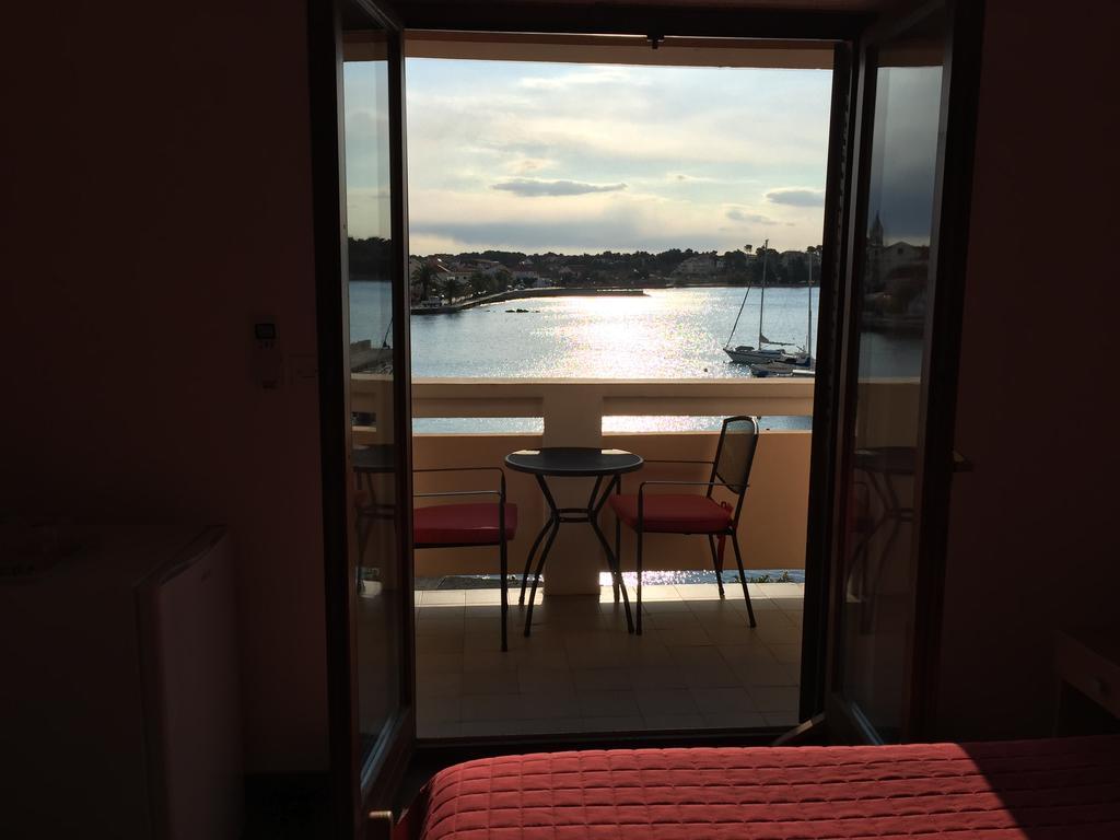 Guest House Punta Grzan Петркане Стая снимка