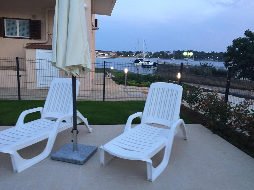 Guest House Punta Grzan Петркане Екстериор снимка