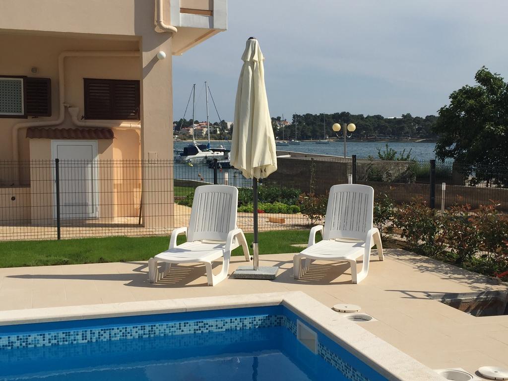 Guest House Punta Grzan Петркане Екстериор снимка