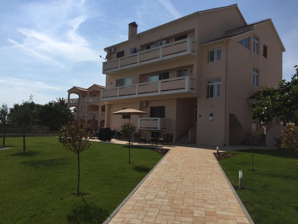 Guest House Punta Grzan Петркане Екстериор снимка